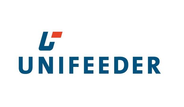 Unifeeders first ship-to-ship LNG bunker operation
